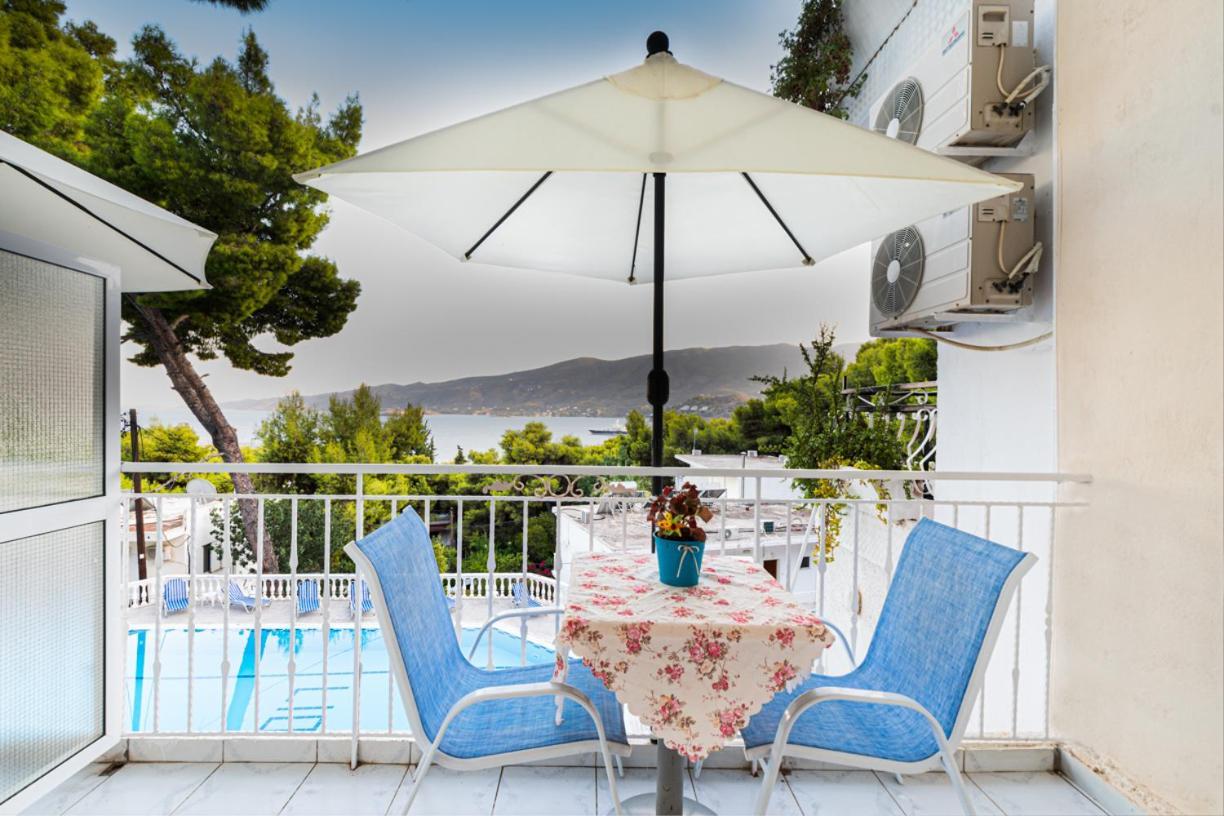 Lions Apartments Poros Town Exterior foto