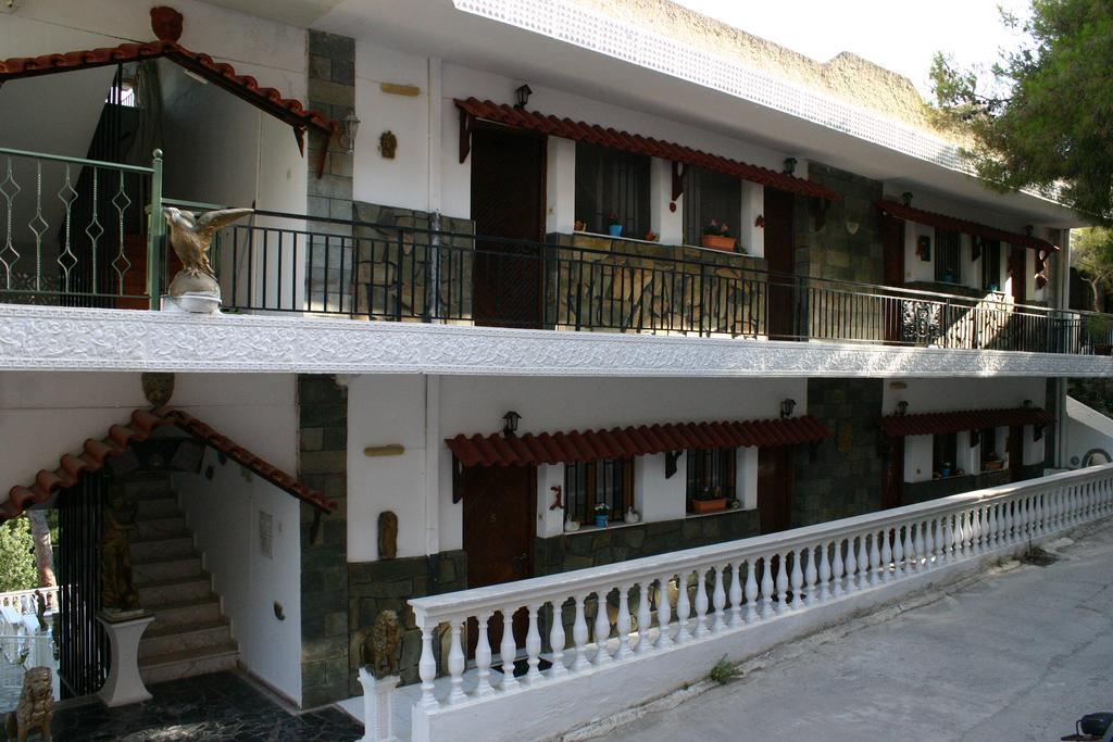 Lions Apartments Poros Town Exterior foto